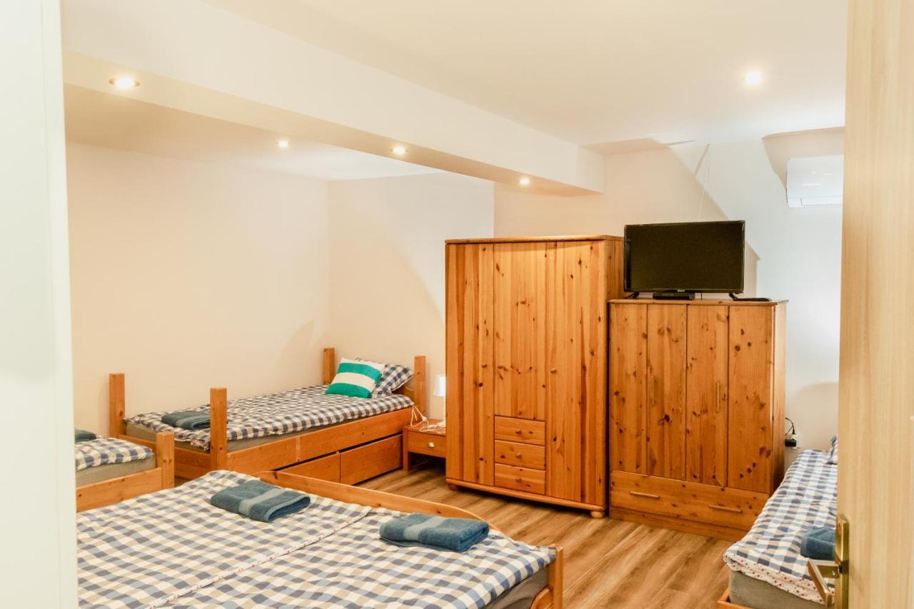 Ferienwohnung Olivia Apartman Sárospatak Exterior foto
